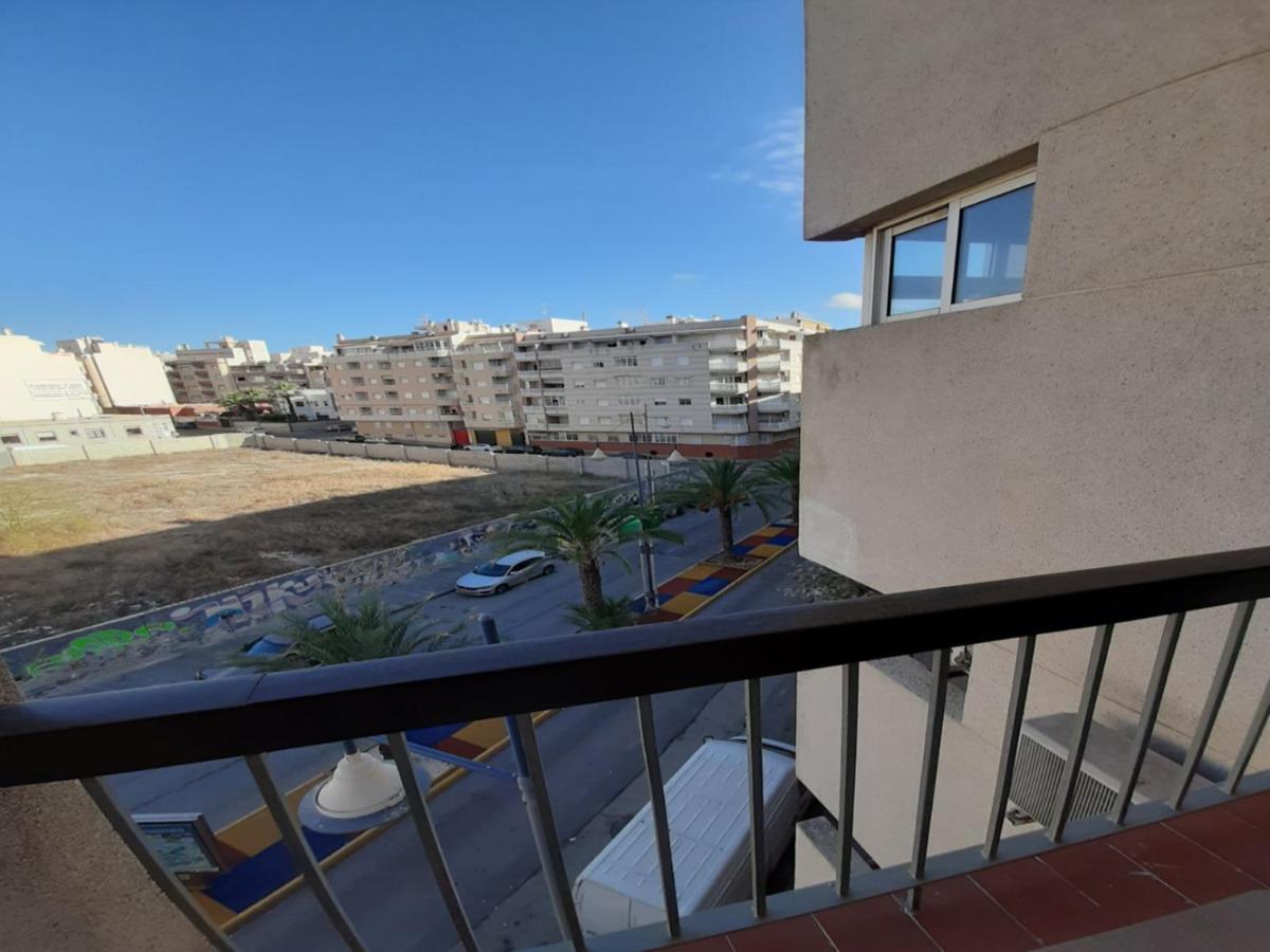 Studio Met Ideale Ligging Torrevieja Zewnętrze zdjęcie